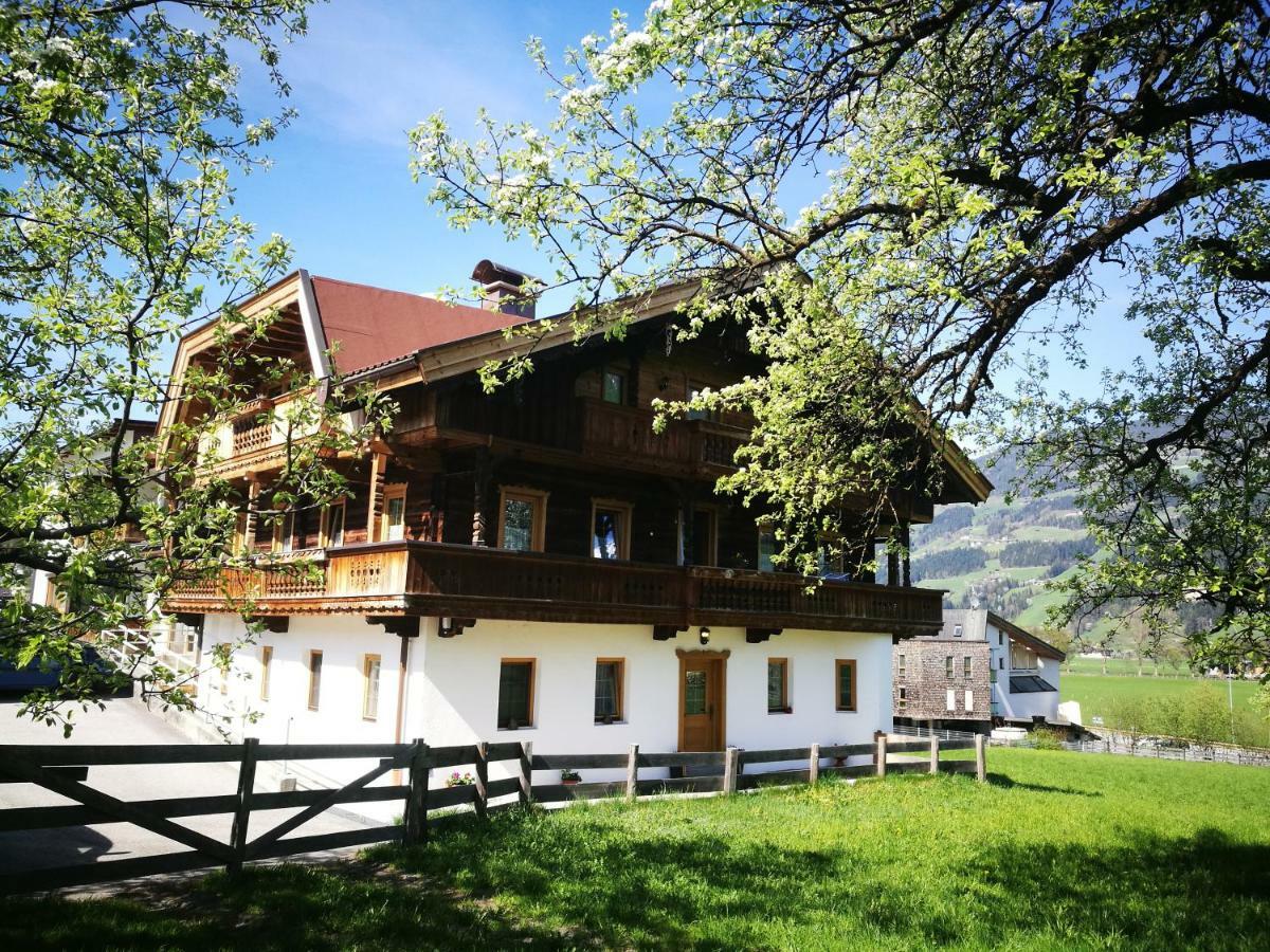 Apartamento Apart Sprenger Fügen im Zillertal Exterior foto
